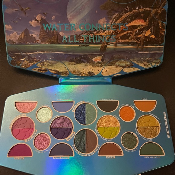 Avatar make up pallets - Picture 3 of 7